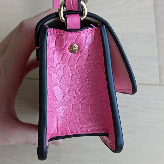 H&M(エイチアンドエム)の【年末♡SALE】❁H＆M ショルダー ピンク ミニバッグ❁ レディースのバッグ(ショルダーバッグ)の商品写真
