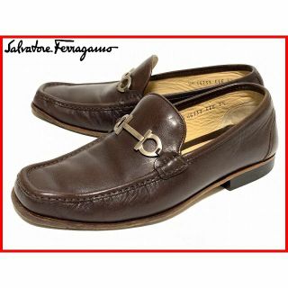 サルヴァトーレフェラガモ(Salvatore Ferragamo)のフェラガモ 7.5≒25.5cm ローファー レザー 茶 メンズ jtu(ドレス/ビジネス)