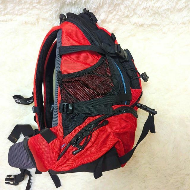 MILLET(ミレー)の★MILLET★バックパック ミレー リュックサック レッド 登山 キャンプ スポーツ/アウトドアのアウトドア(登山用品)の商品写真