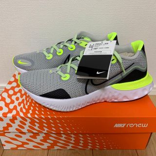 ナイキ(NIKE)の[新品]ナイキ リニュー ラン 26cm 品番CK6357-006(シューズ)