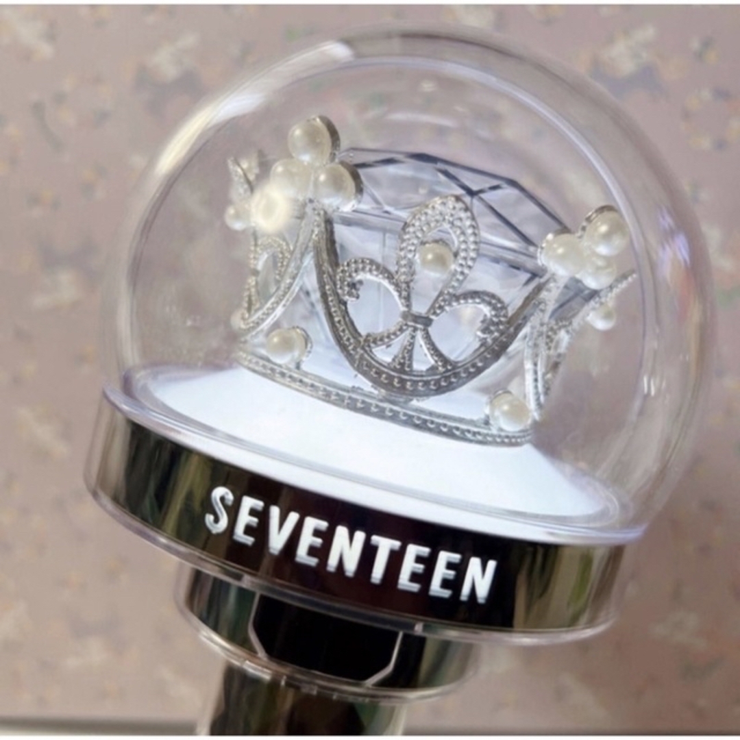 SEVENTEEN(セブンティーン)のクラウン　ペンライト　ペンラ　デコ　SEVENTEEN セブチ　カラット棒 エンタメ/ホビーのコレクション(その他)の商品写真