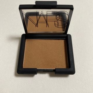 ナーズ(NARS)のNARS ブロンズパウダー　ミニサイズ(フェイスパウダー)