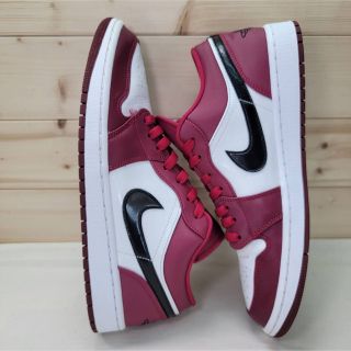 Jordan BrandNIKE ナイキ エアジョーダン ロー