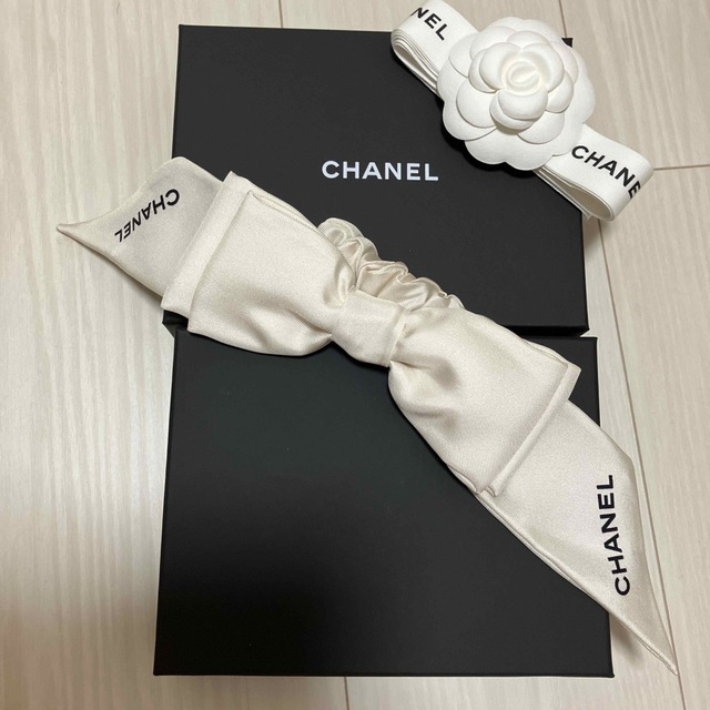 CHANEL シュシュ　　2022.aw 新作　新品 | フリマアプリ ラクマ