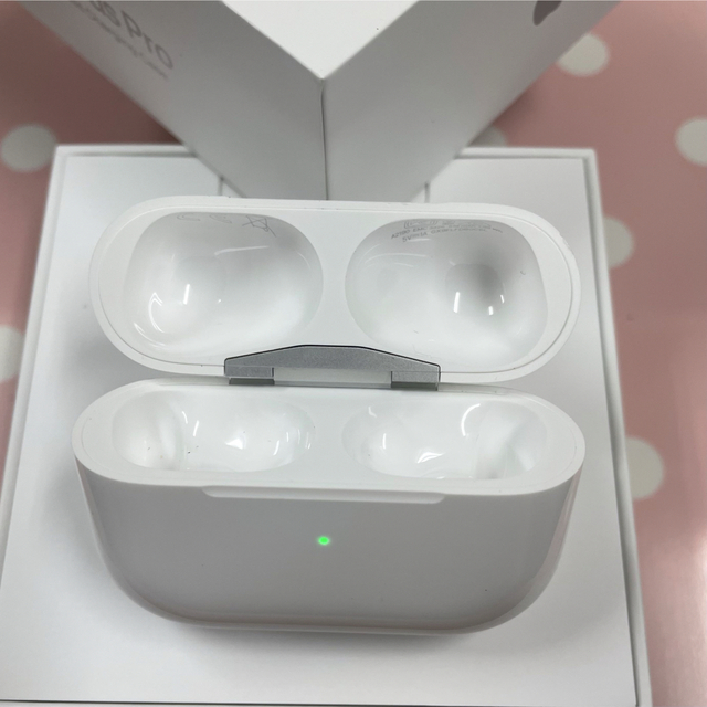 Apple AirPods pro充電ケース　国内正規品　MWP22J/A 1