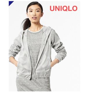 ユニクロ(UNIQLO)のUNIQLOユニクロ　ポケッタブルパーカ　Sサイズ(ナイロンジャケット)