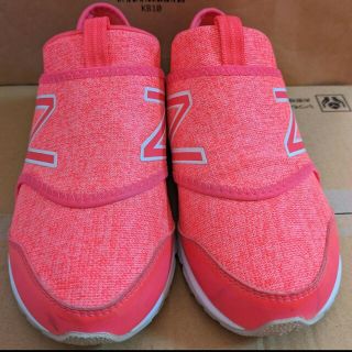 ニューバランス(New Balance)のニューバランス サーモンピンク スリッポン 21cm(スリッポン)