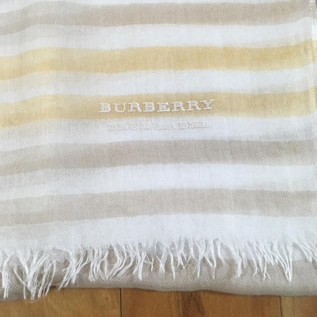 BURBERRY(バーバリー)のバーバリーブルーレーベル 2015 ストール レディースのファッション小物(ストール/パシュミナ)の商品写真