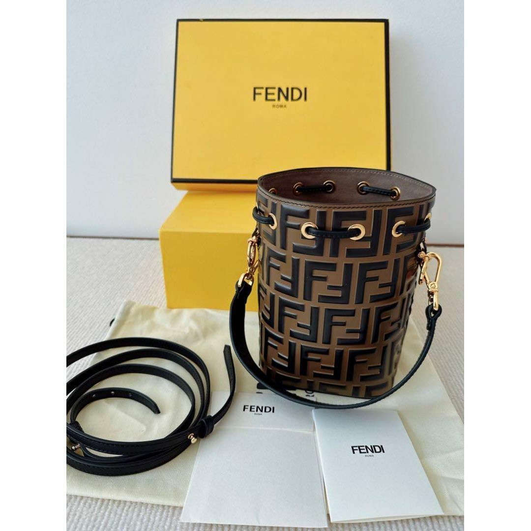 3％OFFクーポン利用でポイント最大8倍相当 FENDI モン トレゾール