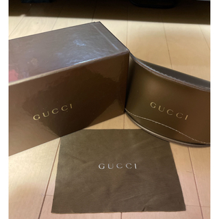 グッチ(Gucci)の【美品】GUCCI サングラスケース　メガネクロス　箱　(サングラス/メガネ)