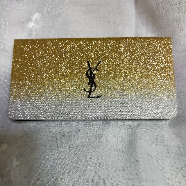 Yves Saint Laurent Beaute(イヴサンローランボーテ)のイヴサンローラン　パレット　スパークルクラッシュ コスメ/美容のキット/セット(コフレ/メイクアップセット)の商品写真