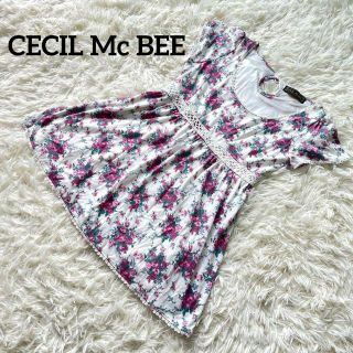 セシルマクビー(CECIL McBEE)のCECIL Mc BEE セシルマクビー　白　ホワイト　花　ピンク(ミニワンピース)