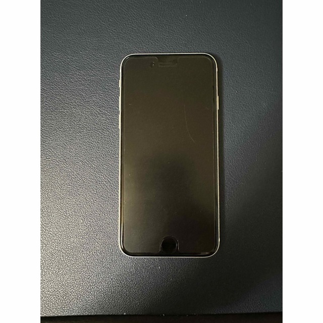 iPhone(アイフォーン)のiPhone SE 2(第二世代) ホワイト 64GB SIMフリー スマホ/家電/カメラのスマートフォン/携帯電話(スマートフォン本体)の商品写真