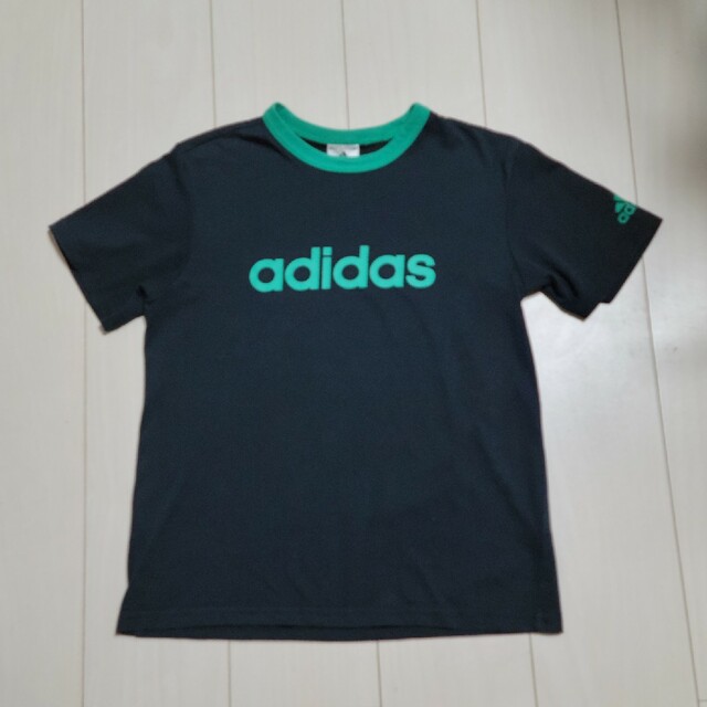 adidas(アディダス)のあさかさ様  adidas Tシャツ 150 キッズ/ベビー/マタニティのキッズ服男の子用(90cm~)(Tシャツ/カットソー)の商品写真