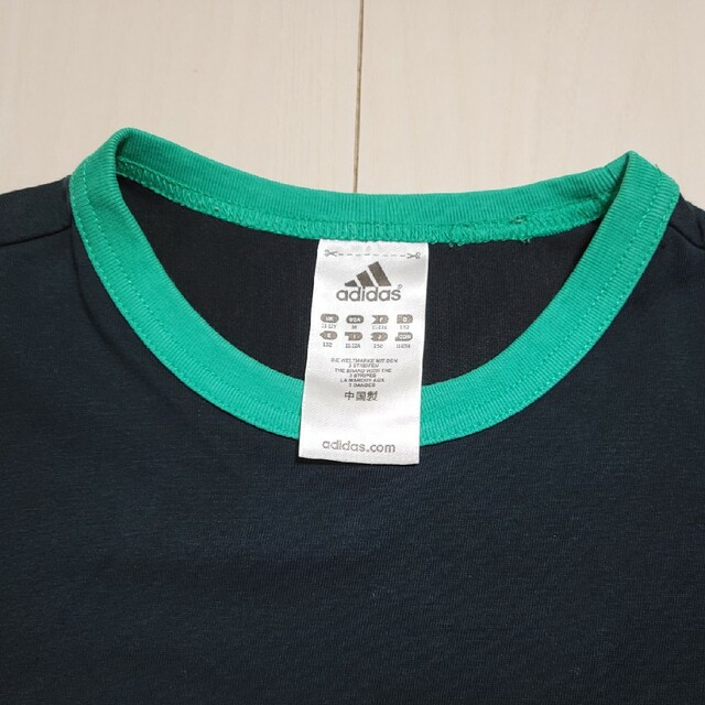 adidas(アディダス)のあさかさ様  adidas Tシャツ 150 キッズ/ベビー/マタニティのキッズ服男の子用(90cm~)(Tシャツ/カットソー)の商品写真