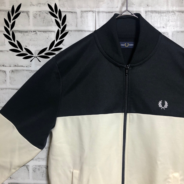 FRED PERRY   Fred Perry⭐️トラックジャケット M 刺繍月桂樹