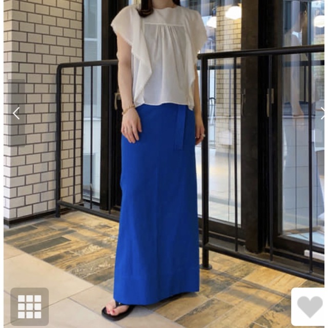 TOMORROWLAND(トゥモローランド)のMACPHEE スラブツイルIラインロングスカート レディースのスカート(ロングスカート)の商品写真