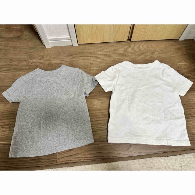 babyGAP(ベビーギャップ)のベビーギャップ Tシャツ 90 キッズ/ベビー/マタニティのキッズ服男の子用(90cm~)(Tシャツ/カットソー)の商品写真