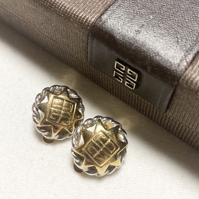 givenchy vintage サークルロゴイヤリング-