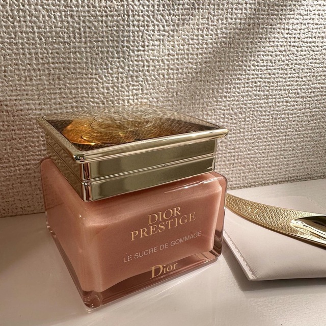 Dior ディオールプレステージルゴマージュ