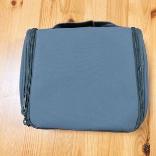 ムジルシリョウヒン(MUJI (無印良品))の【チョウホエメイ様専用】無印良品 ポリエステル吊るして使える洗面用具ケース(旅行用品)