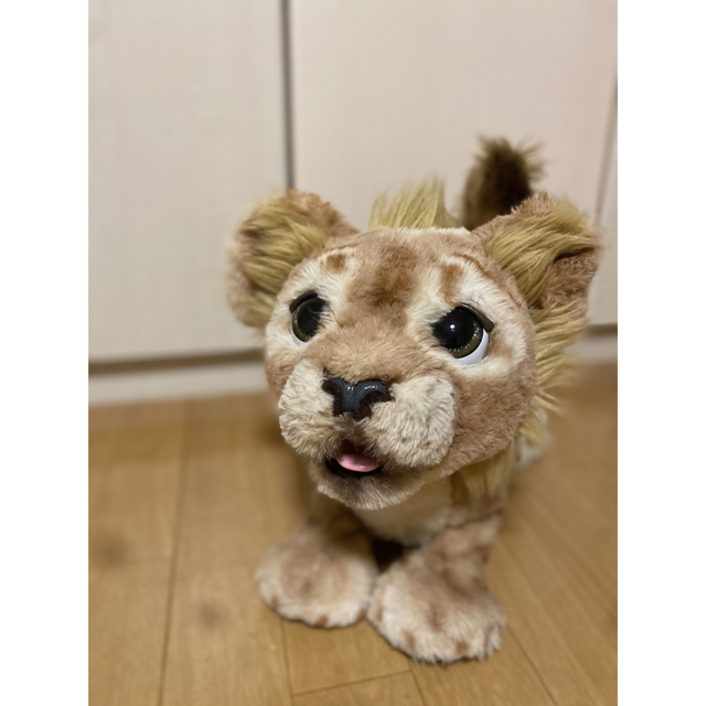 ファーリアル ライオンキング シンバ 電動 ぬいぐるみ