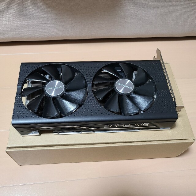 SAPPHIRE RADEON RX 570 グラフィックボード