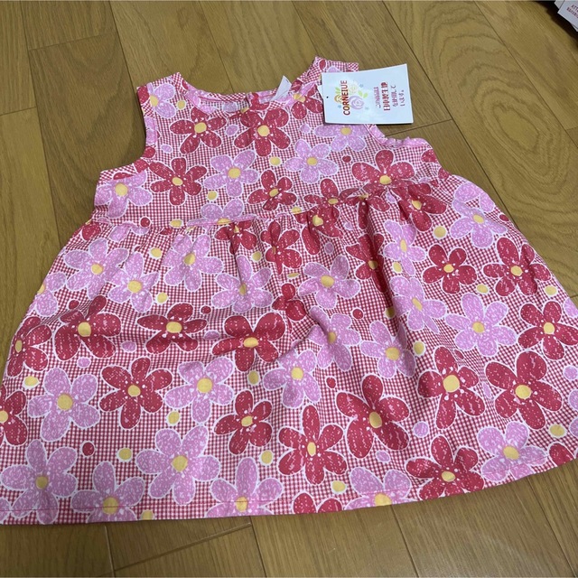 新品　タグ付き　ワンピース　95 女の子　花柄 キッズ/ベビー/マタニティのキッズ服女の子用(90cm~)(ワンピース)の商品写真