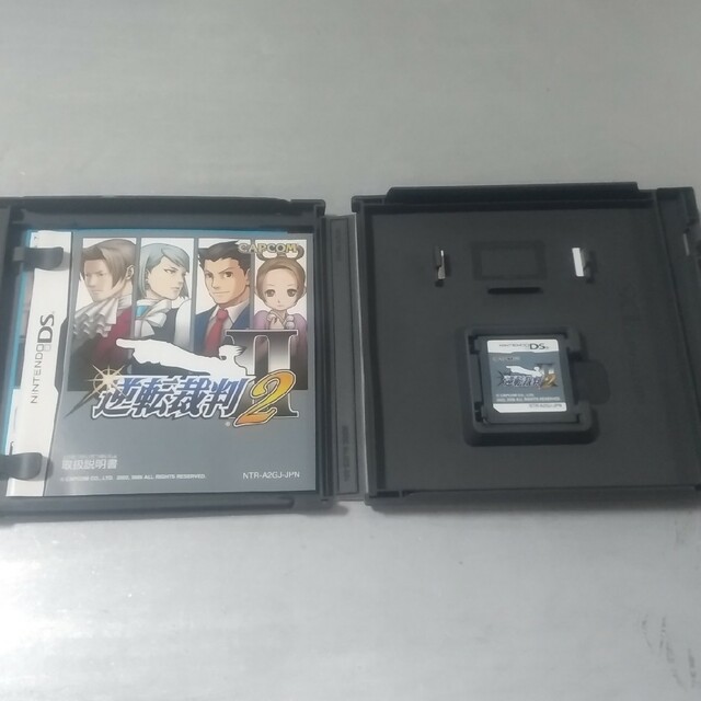 CAPCOM(カプコン)の逆転裁判 2（NEW Best Price！ 2000） DS エンタメ/ホビーのゲームソフト/ゲーム機本体(携帯用ゲームソフト)の商品写真