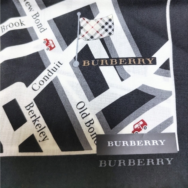 BURBERRY(バーバリー)のBURBERRY　大判ハンカチ　ロードマップ レディースのファッション小物(ハンカチ)の商品写真