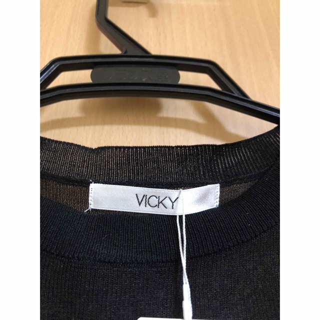 VICKY(ビッキー)のVICKY Tシャツ シースルー ブラック 黒 レディースのトップス(Tシャツ(半袖/袖なし))の商品写真