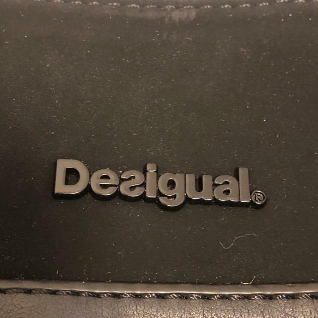 DESIGUAL(デシグアル)のデシグアル ハンドバッグ美品  - スタッズ レディースのバッグ(ハンドバッグ)の商品写真