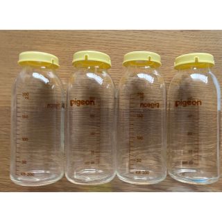 ピジョン　ガラス製哺乳瓶200ml(哺乳ビン)