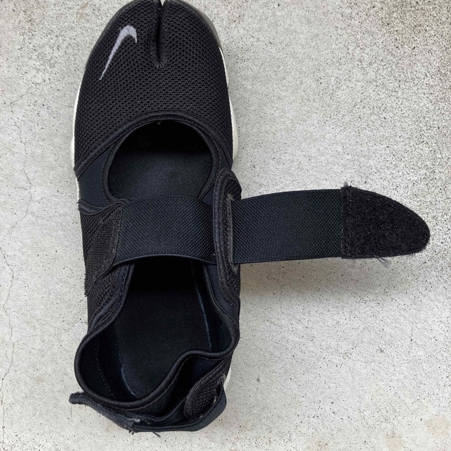 NIKE(ナイキ)のナイキ　エアリフト　27㎝　黒　箱なし メンズの靴/シューズ(スニーカー)の商品写真