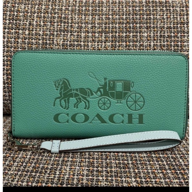 COACH(コーチ)のコーチ　長財布　5889  ホワイトライトグリーン　コーチ馬車モチーフ レディースのファッション小物(財布)の商品写真