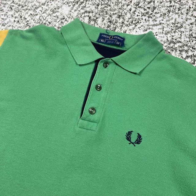 FRED PERRY(フレッドペリー)の【90sイングランド製】フレッドペリー　刺繍ロゴ　マルチカラー半袖ポロシャツ メンズのトップス(ポロシャツ)の商品写真