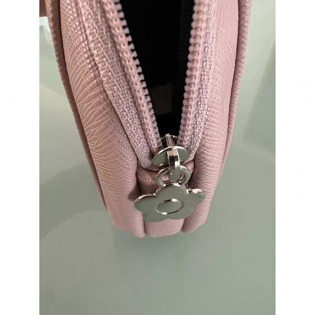 MARY QUANT(マリークワント)のマリークワント　ポーチ　ピンク レディースのファッション小物(ポーチ)の商品写真