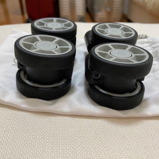 RIMOWA - 未使用品Rimowa リモワ クラシック タイヤ ホイール セット