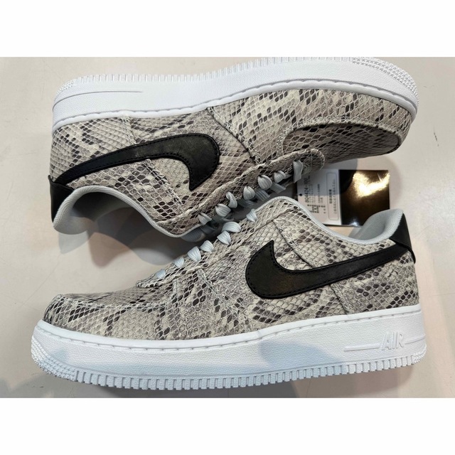 メンズNIKE AIR FORCE 1 07 PRM SNAKE US9.5 新品