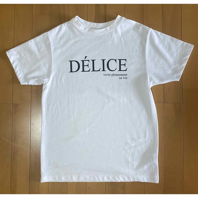 CAPRICIEUX LE'MAGE(カプリシューレマージュ)のCAPRICIEUX LE'MAGE DELICE PHOTO Tシャツ 半袖  レディースのトップス(Tシャツ(半袖/袖なし))の商品写真