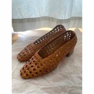 新品低価 Ameri VINTAGE - アメリ☆メッシュパンプス ベージュの通販