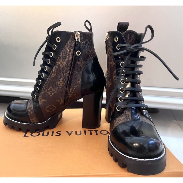 ルイヴィトン LOUIS VUITTON ショートブーツ モノグラム - ブーツ