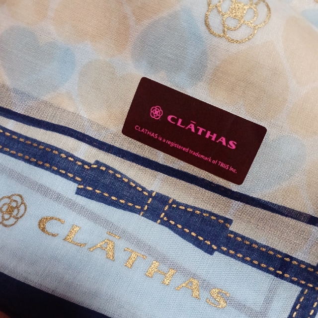 CLATHAS(クレイサス)の値下げ📌クレイサス☆大判ハンカチーフ66×66🎀 レディースのファッション小物(ハンカチ)の商品写真