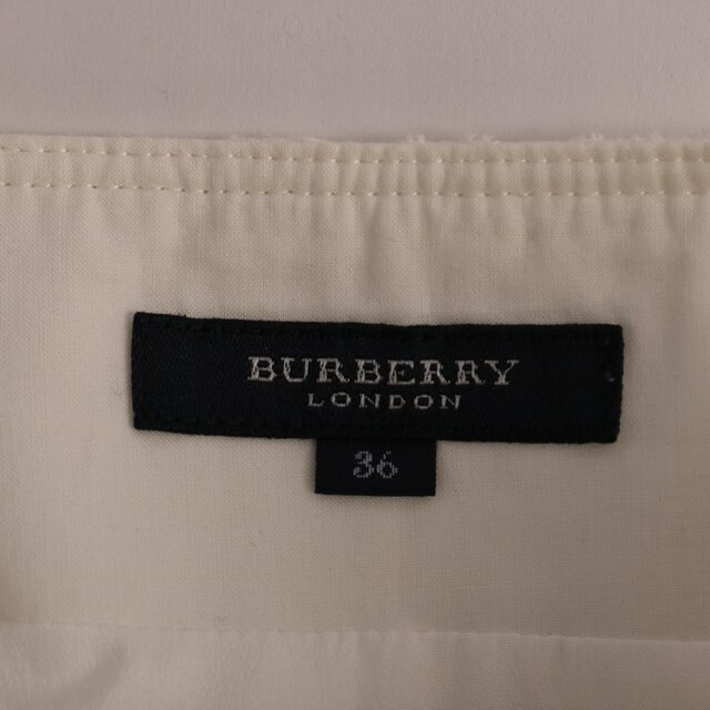 BURBERRY(バーバリー)のバーバリー フレアスカート 無地 アイレットレース ひざ丈 コットン100% 裏地あり レディース 36サイズ ホワイト BURBERRY レディースのスカート(その他)の商品写真