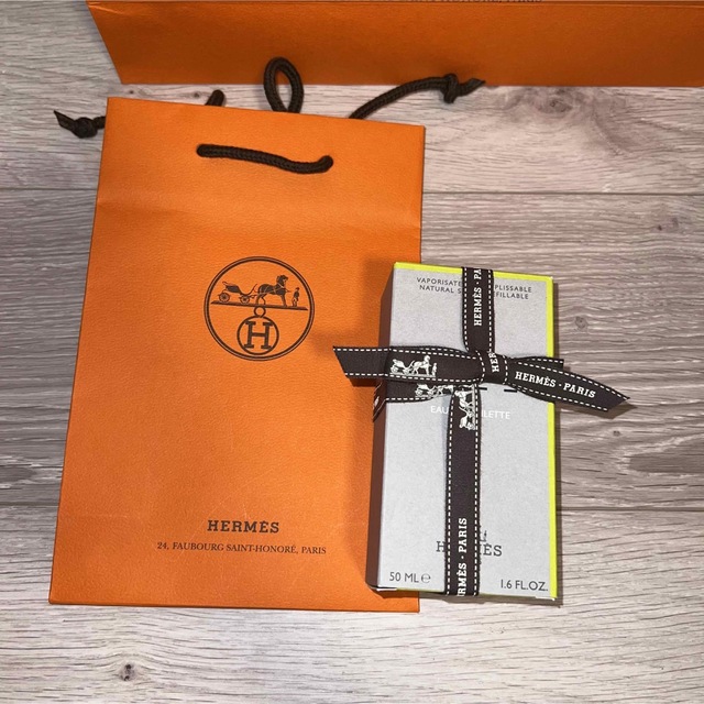 Hermes(エルメス)の【新品未使用】HERMES メンズ香水　H24 50ml オードトワレ コスメ/美容の香水(ユニセックス)の商品写真