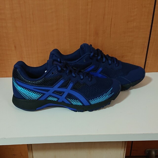 asics(アシックス)のasics  レーザービームRG   22.5cm キッズ/ベビー/マタニティのキッズ靴/シューズ(15cm~)(その他)の商品写真