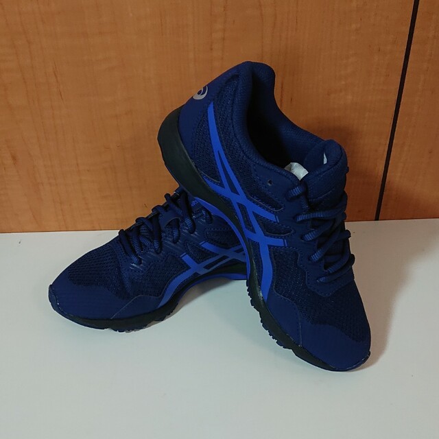 asics(アシックス)のasics  レーザービームRG   22.5cm キッズ/ベビー/マタニティのキッズ靴/シューズ(15cm~)(その他)の商品写真