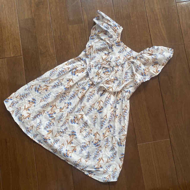 ZARA(ザラ)のZARA ワンピース  122cm キッズ/ベビー/マタニティのキッズ服女の子用(90cm~)(ワンピース)の商品写真