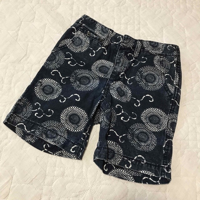 babyGAP(ベビーギャップ)の美品；BabyGap  和風　絞り風　ショートパンツ　110cm キッズ/ベビー/マタニティのキッズ服男の子用(90cm~)(パンツ/スパッツ)の商品写真