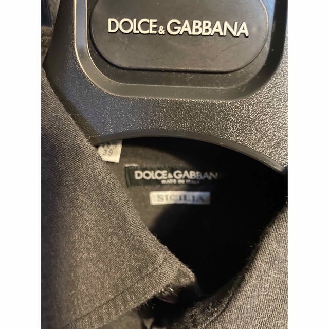 DOLCE&GABBANA(ドルチェアンドガッバーナ)の美品ドルチェ＆ガッバーナD&Gシャツ39ハーフ15SICILIAグレー春秋モデル メンズのトップス(シャツ)の商品写真